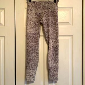 Lululemon, Speckled Wunder Leggings, size 6, EUC